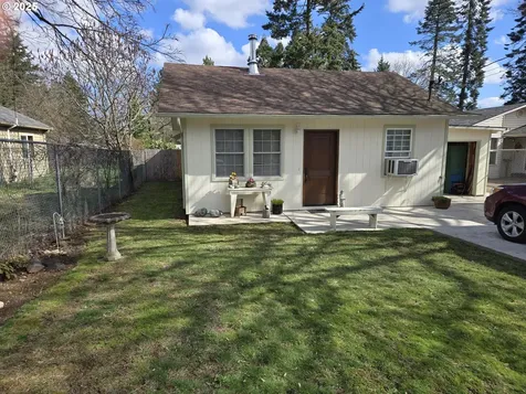 5104 SE 109th Avenue Portland OR 97266