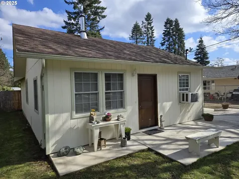 5104 SE 109th Avenue Portland OR 97266