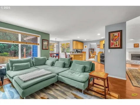 5022 SW Vesta Street Portland OR 97219