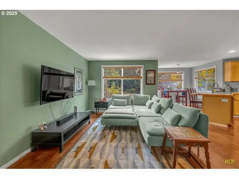 5022 SW Vesta Street Portland OR 97219