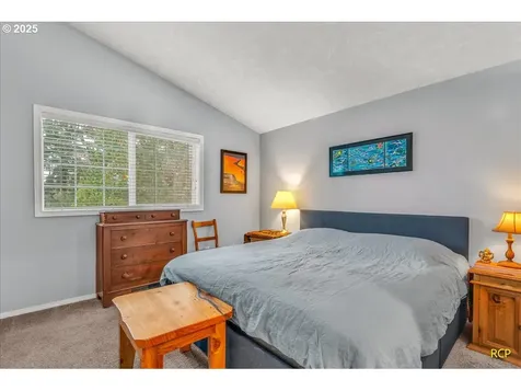 5022 SW Vesta Street Portland OR 97219