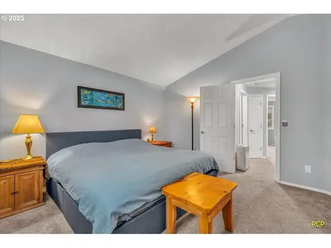 5022 SW Vesta Street Portland OR 97219