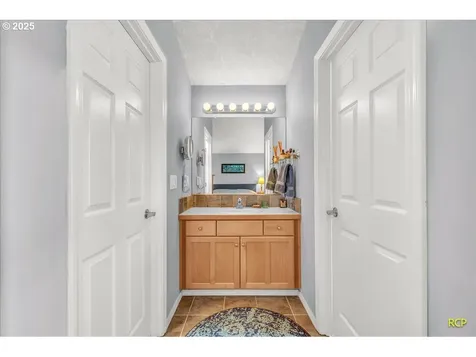 5022 SW Vesta Street Portland OR 97219