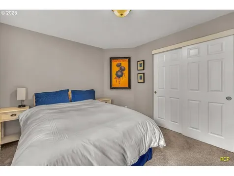5022 SW Vesta Street Portland OR 97219