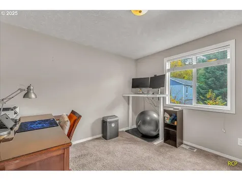 5022 SW Vesta Street Portland OR 97219