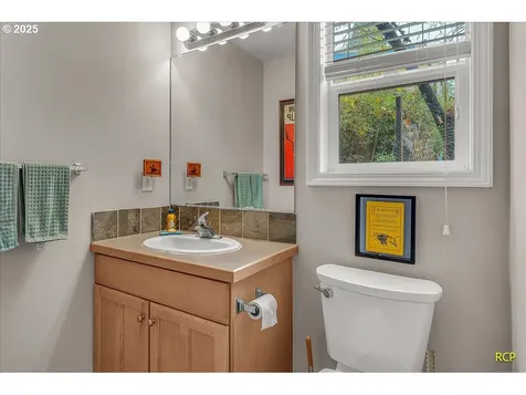 5022 SW Vesta Street Portland OR 97219