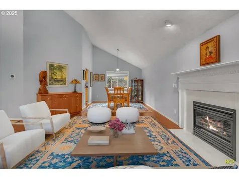 5022 SW Vesta Street Portland OR 97219