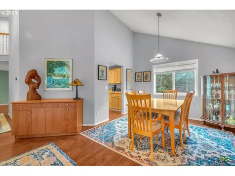 5022 SW Vesta Street Portland OR 97219
