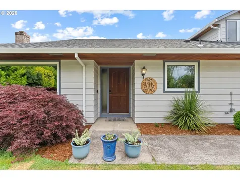 1060 S Park Street Carlton OR 97111