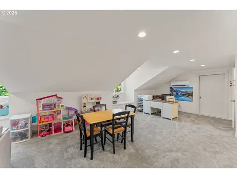 1060 S Park Street Carlton OR 97111