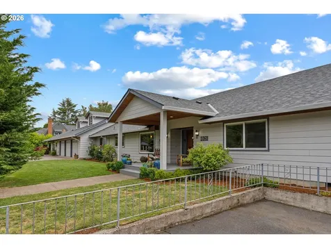 1060 S Park Street Carlton OR 97111