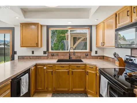 230 Valley Way Woodland WA 98674
