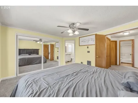 230 Valley Way Woodland WA 98674