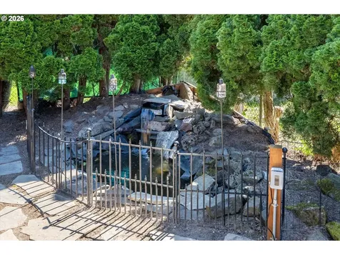 230 Valley Way Woodland WA 98674