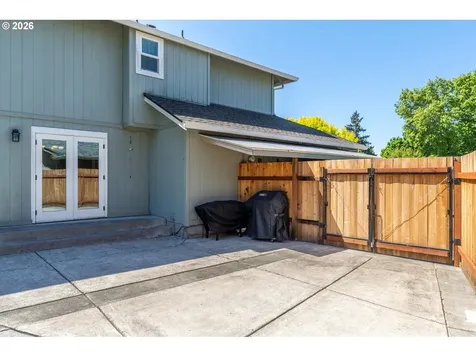 230 Valley Way Woodland WA 98674