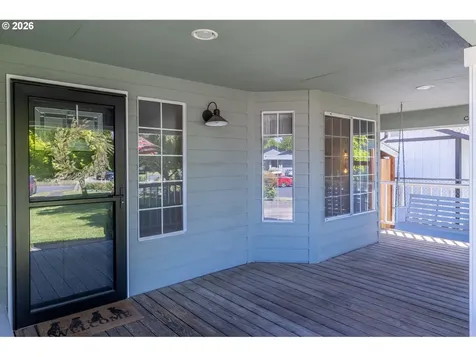 230 Valley Way Woodland WA 98674