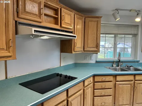97931 Court Street Brookings OR 97415