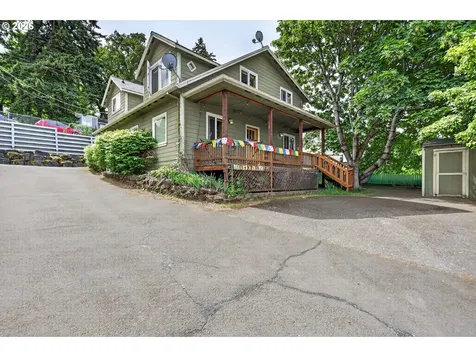921 Eugene Street Hood River OR 97031