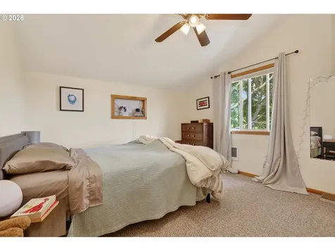 921 Eugene Street Hood River OR 97031