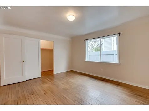 5922 NE 11th Avenue Portland OR 97211