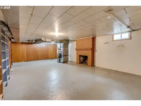 5922 NE 11th Avenue Portland OR 97211