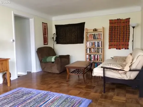 5922 NE 11th Avenue Portland OR 97211