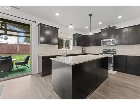 12805 NE 102nd Street Vancouver WA 98682