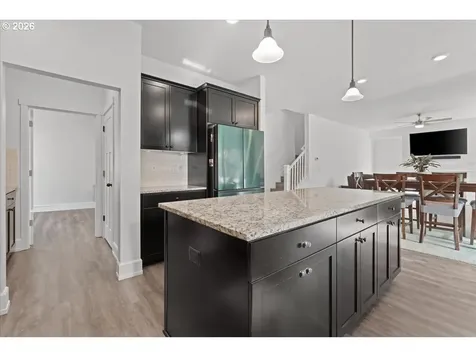 12805 NE 102nd Street Vancouver WA 98682