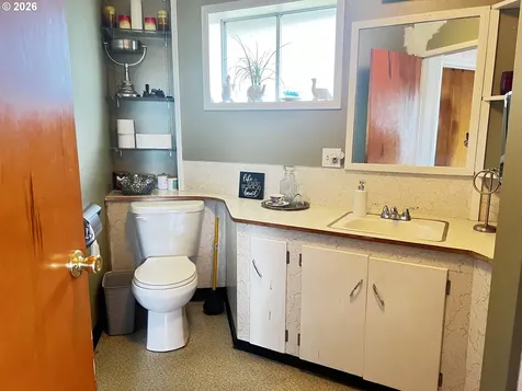 29135 Ellensburg Avenue Gold Beach OR 97444