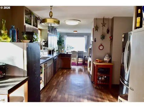 29135 Ellensburg Avenue Gold Beach OR 97444