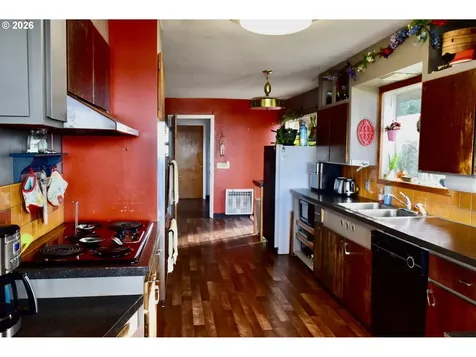 29135 Ellensburg Avenue Gold Beach OR 97444