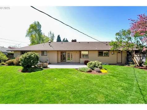 925 Ascot Drive Eugene OR 97401