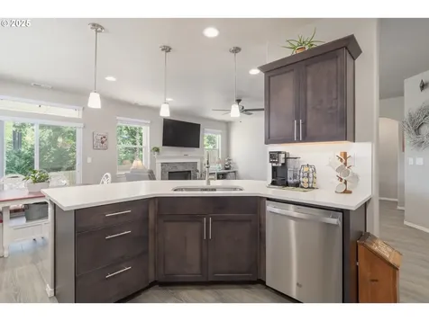 275 Rockcrest Drive Lowell OR 97452