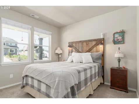 275 Rockcrest Drive Lowell OR 97452