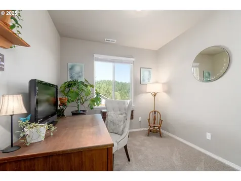 275 Rockcrest Drive Lowell OR 97452