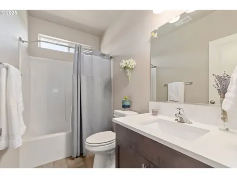 275 Rockcrest Drive Lowell OR 97452