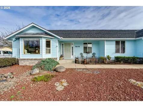 4608 Holly Street Springfield OR 97478