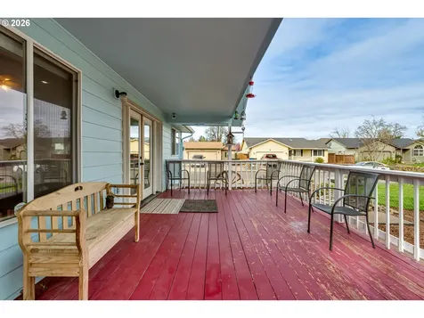 4608 Holly Street Springfield OR 97478