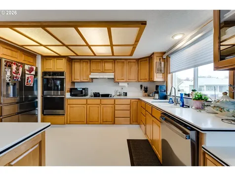 4608 Holly Street Springfield OR 97478