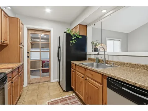 3245 NE 108th Avenue Portland OR 97220