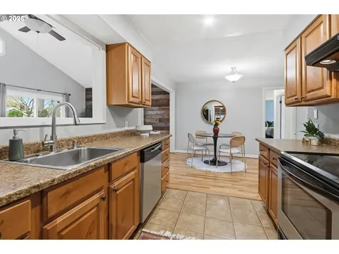 3245 NE 108th Avenue Portland OR 97220