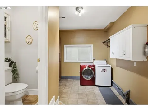 3245 NE 108th Avenue Portland OR 97220