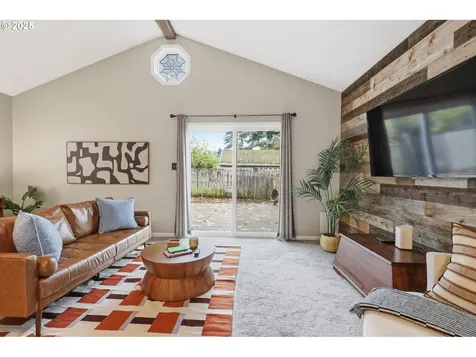 3245 NE 108th Avenue Portland OR 97220