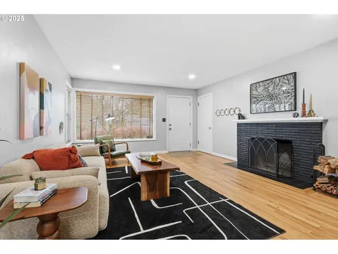 3245 NE 108th Avenue Portland OR 97220