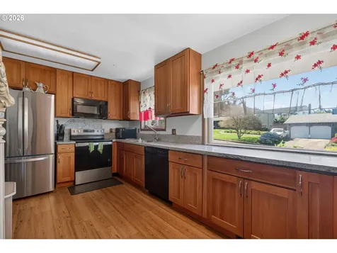 3332 NE 132nd Avenue Portland OR 97230