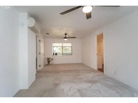 110 NE Kirby Avenue Roseburg OR 97470