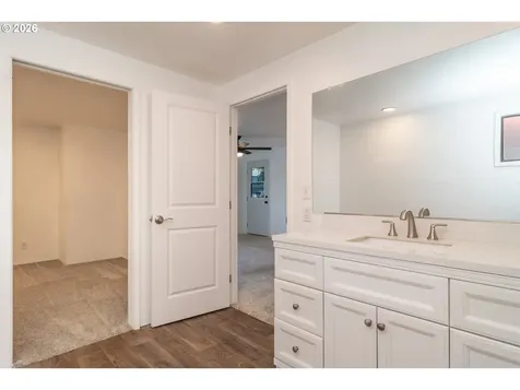 110 NE Kirby Avenue Roseburg OR 97470