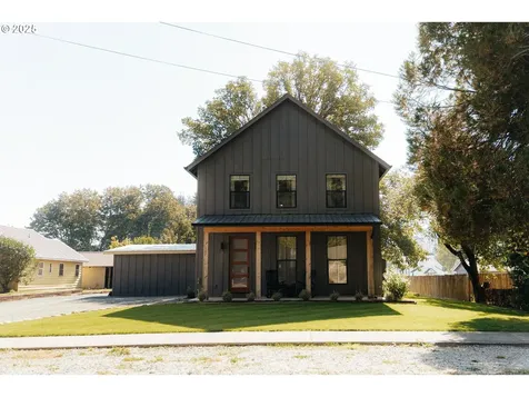 107 W Jones Street Yacolt WA 98675