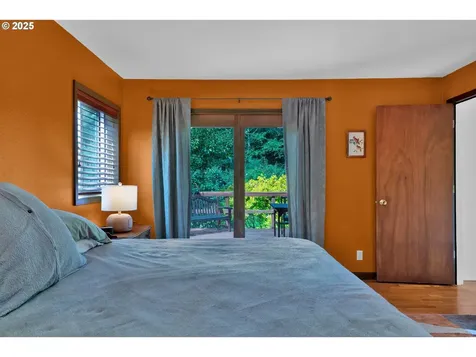 85276 Glenada Road Florence OR 97439