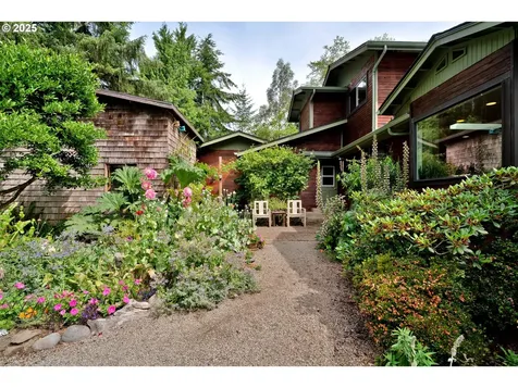 85276 Glenada Road Florence OR 97439